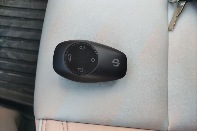 零跑汽车 零跑T03 2024款 403舒享版中控内饰11