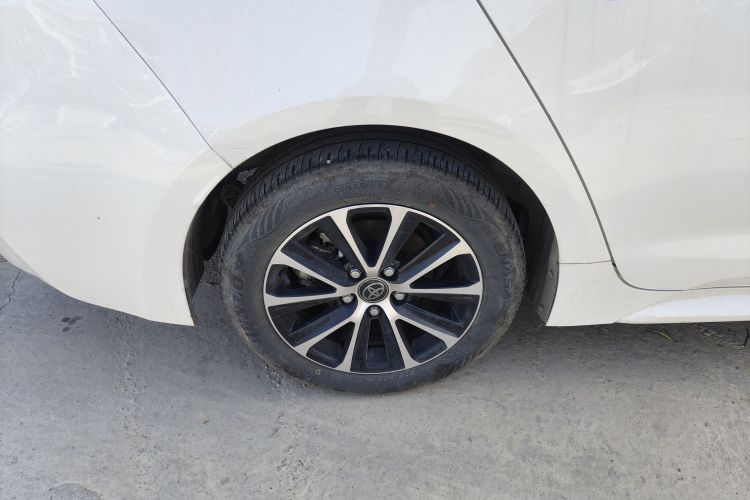 丰田 雷凌 2023款 TNGA 1.5L CVT进取版车身外观6008