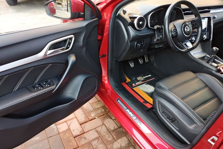 名爵 MG6 2017款 20T 手动豪华智联版 国V中控内饰20