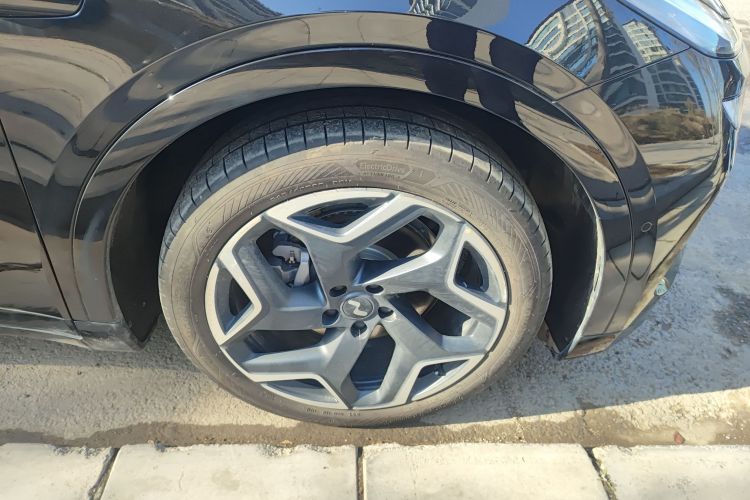 乐道L60 2024款 60kWh 后驱版车身外观10