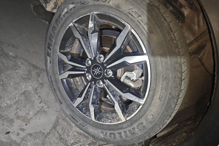 大乘汽车 大乘G60S 2019款 1.5T 自动豪华型 国VI车身外观10