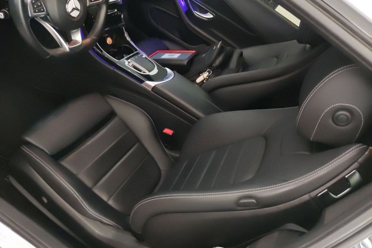 奔驰C级(进口) 2018款 C 200 轿跑车局部细节19