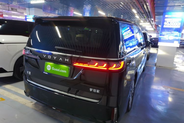 岚图汽车 岚图梦想家 2022款 0碳版 梦+智享包 475km车身外观7