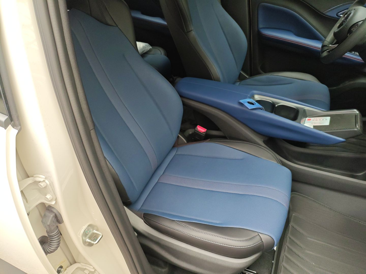 比亚迪 海鸥 2025款 305km 活力版