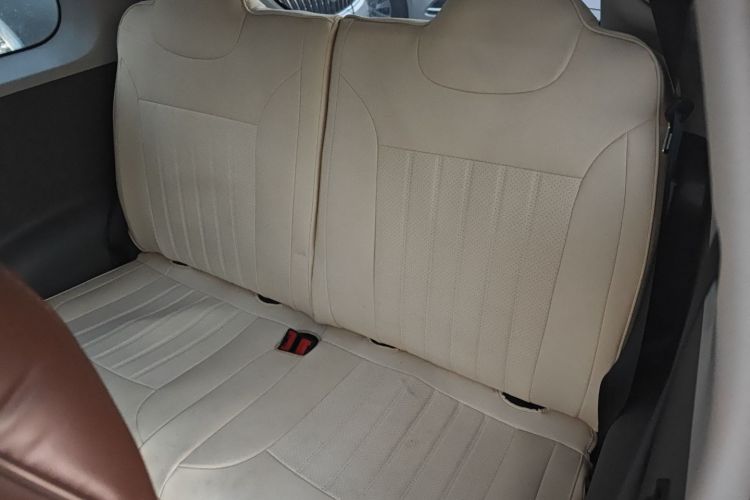 长安启源 长安Lumin 2023款 301km 蜜沁款中控内饰21