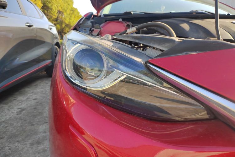 马自达3 昂克赛拉 2016款 两厢 2.0L 自动旗舰型车身外观8