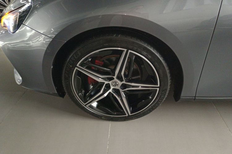 名爵 MG7 2023款 2.0T 自动Trophy+激擎耀世版车身外观6007