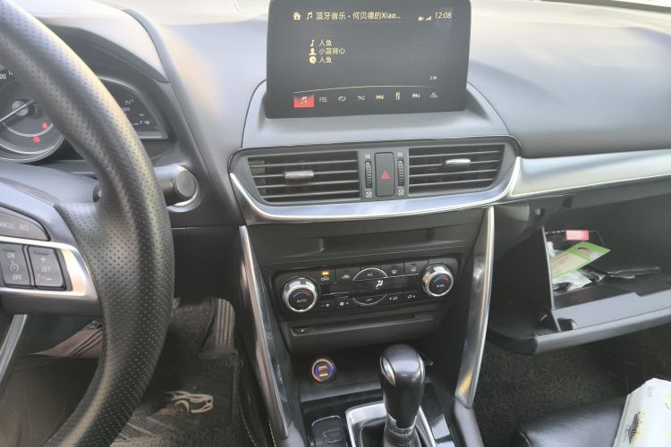 马自达CX-4 2016款 2.0L 自动两驱蓝天品位版中控内饰16
