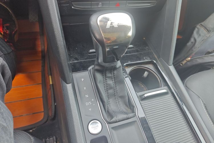 大众 途昂 2019款 330TSI 两驱豪华版 国VI中控内饰18