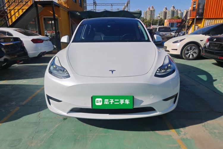 特斯拉 Model Y 2023款 后轮驱动版车身外观2