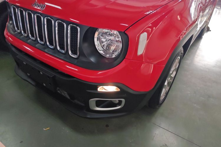 Jeep 自由侠 2016款 1.4T 自动高能版局部细节36