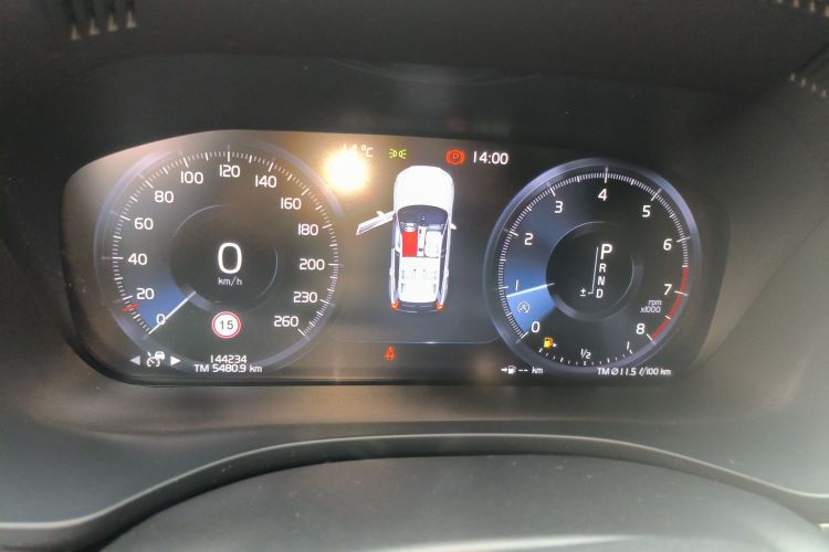 沃尔沃XC60 2019款 T5 四驱智雅豪华版 国V中控内饰14