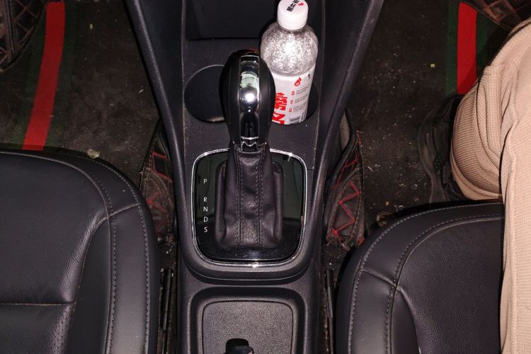 大众 Polo 2016款 1.6L 自动豪华型局部细节18