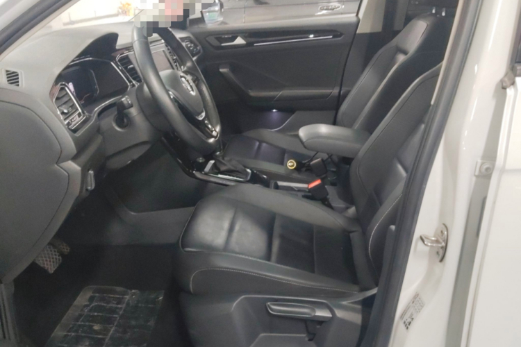 大众 T-ROC探歌 2020款 280TSI DSG两驱舒适型中控内饰19