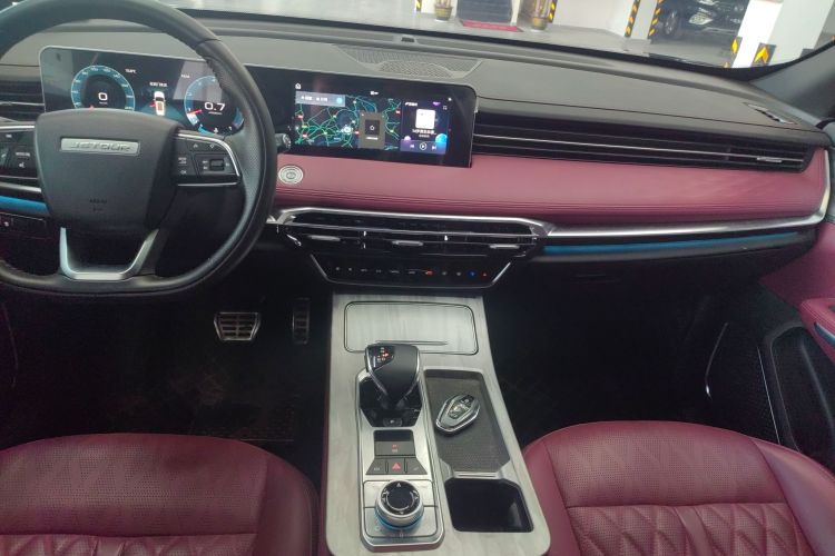 捷途X70 PLUS 2023款 1.5T DCT勇者PLUS 5座中控内饰16