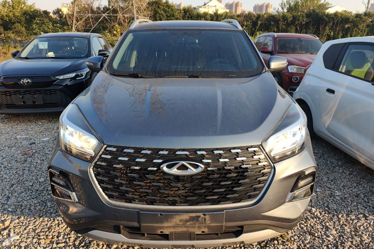 奇瑞 瑞虎5x 2020款 1.5L CVT时尚版车身外观2