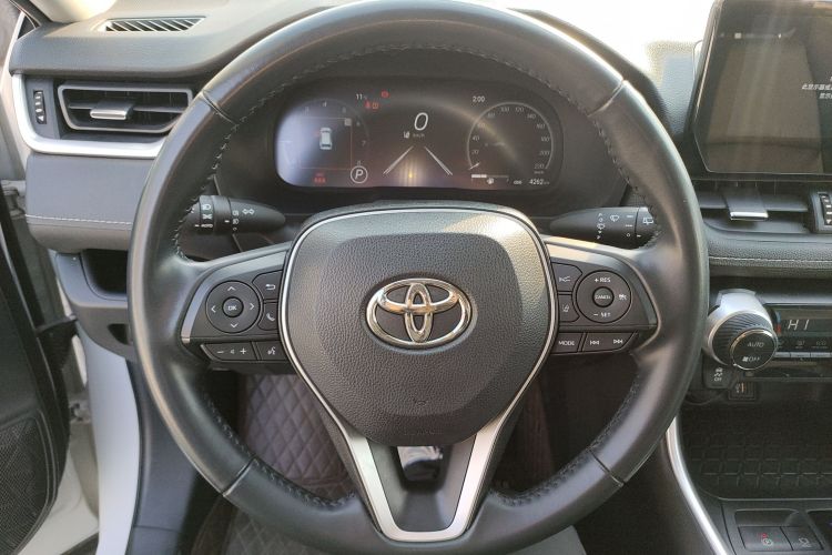 丰田 威兰达 2023款 2.0L CVT四驱豪华PLUS版中控内饰13