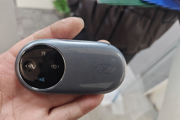 鸿蒙智行 智界R7 2026款 纯电 Max+中控内饰11