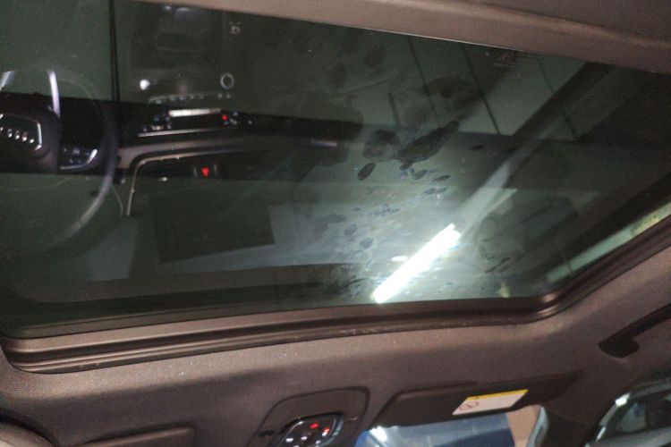 奥迪Q5L Sportback 2021款 45 TFSI 豪华型中控内饰22