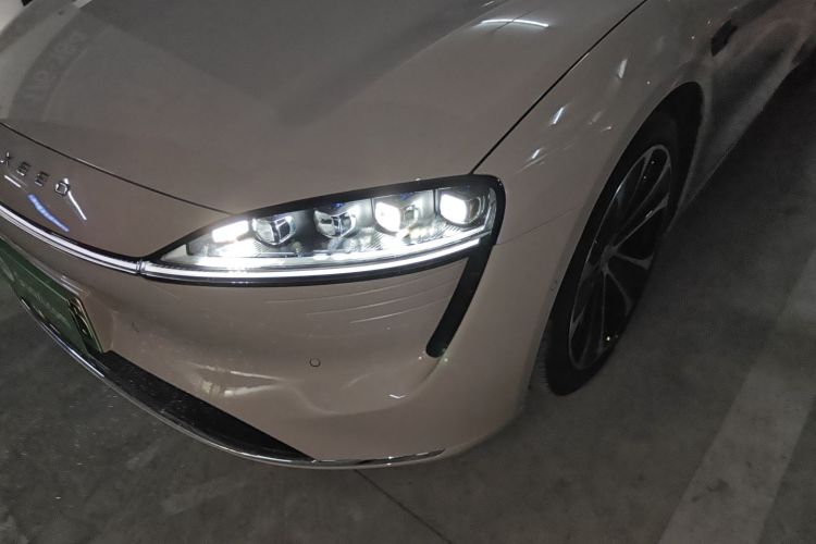 鸿蒙智行 智界S7 2025款 855km Max局部细节36