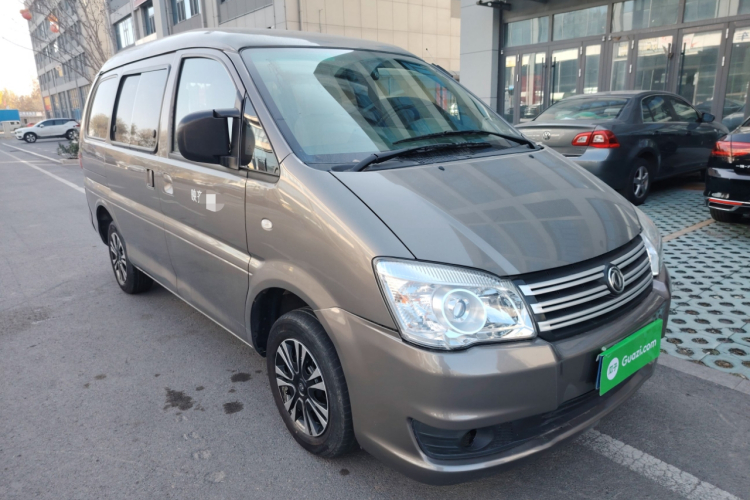 东风风行 菱智 2018款 M3 1.5L 5座基本型车身外观6002