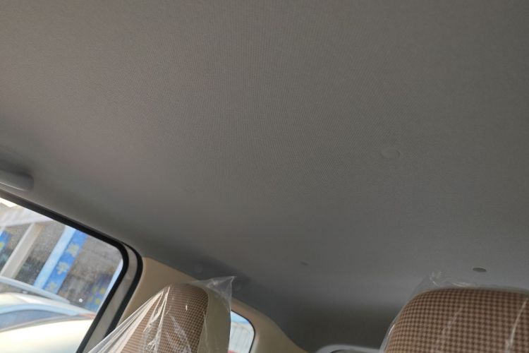 五菱汽车 宏光MINIEV 2024款 第三代 215km 青春版中控内饰22