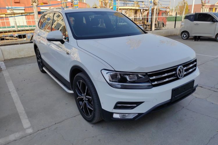 大众 途观L 2020款 330TSI 自动两驱智动豪华版 国VI车身外观3