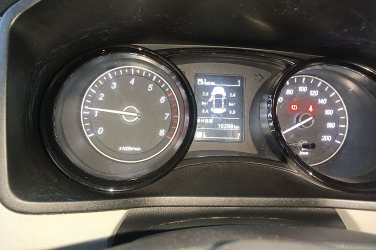 五菱汽车 五菱征程 2021款 1.5T 手动豪华型局部细节14