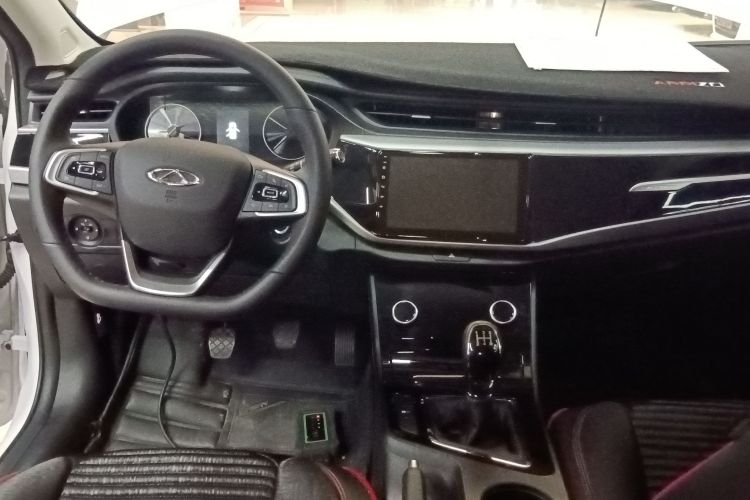 奇瑞 艾瑞泽5 2021款 PRO 1.5L 手动青春版中控内饰12