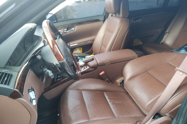 奔驰S级 2012款 S 400 L HYBRID Grand Edition局部细节19