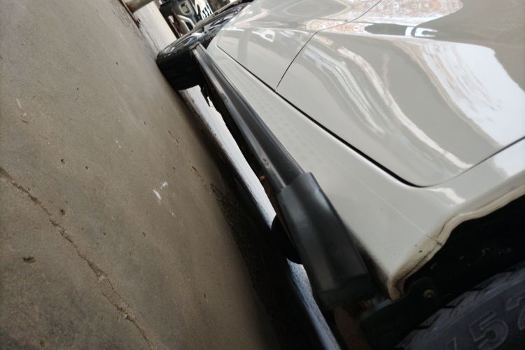 比亚迪 宋 2016款 盖世版 1.5TID 自动精英型局部细节9002