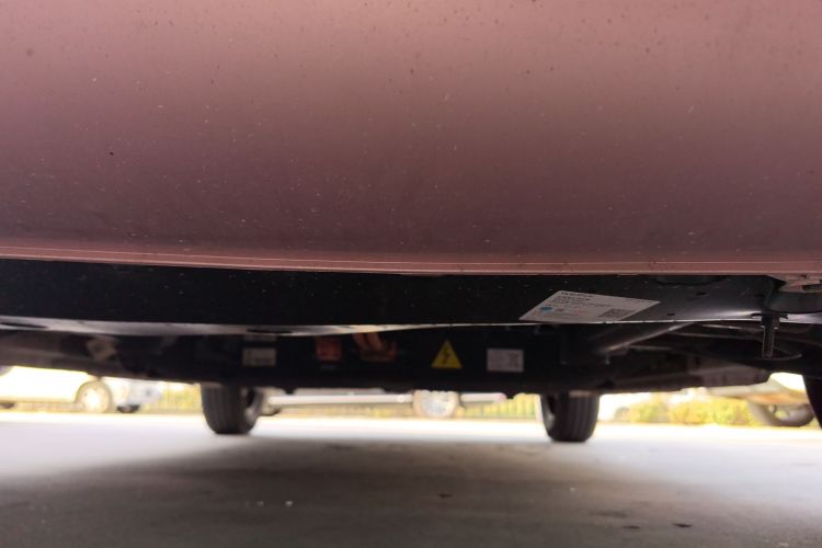 吉利银河 2023款 熊猫mini 200km 耐力熊局部细节9008