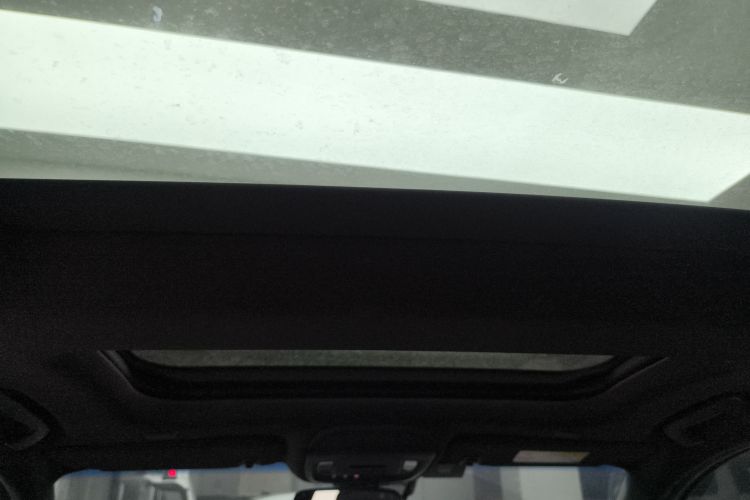 凯迪拉克CT5 2022款 28T 豪华型（标准版）中控内饰22