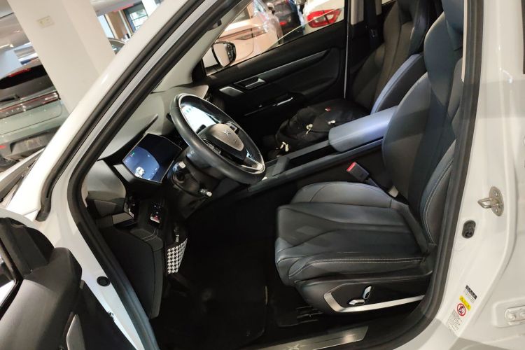 小鹏G3 2020款 520i 智享版中控内饰19