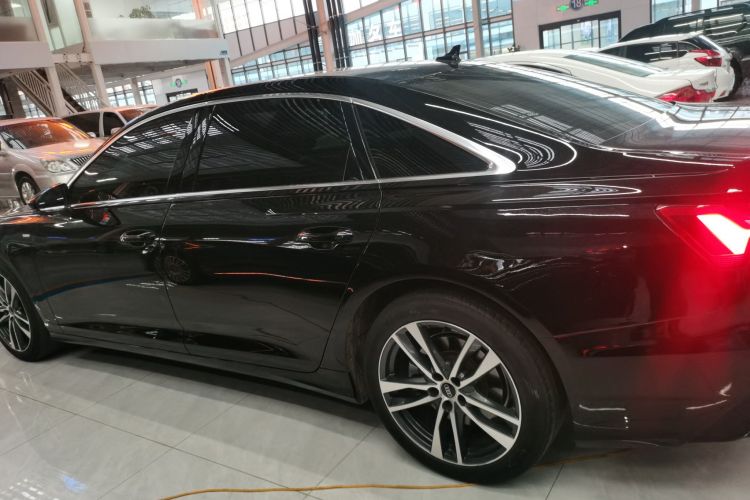 奥迪A6L 2023款 40 TFSI 豪华动感型车身外观6003