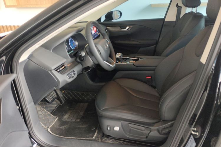 红旗E-QM5 2023款 改款 基础出行版局部细节19