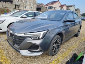 荣威i6 MAX新能源 2022款 EV 500天幕尊享版