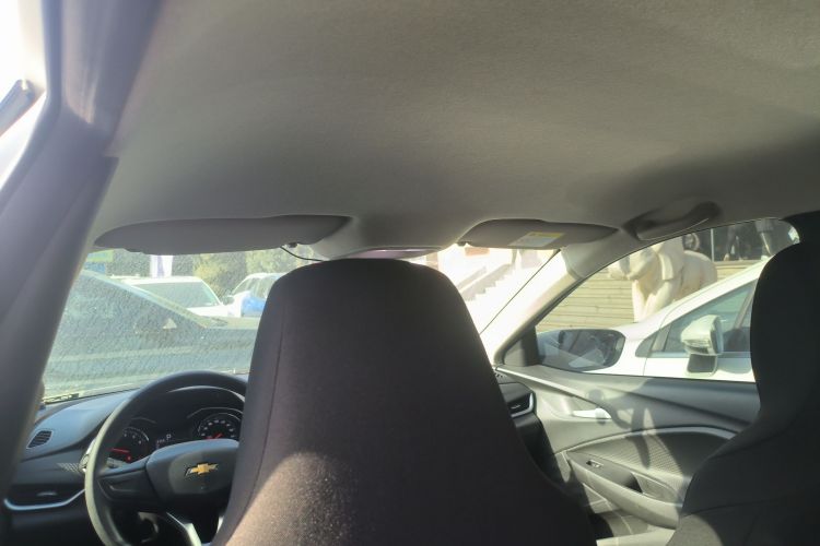 雪佛兰 科沃兹 2022款 325T 自动欣悦版中控内饰22