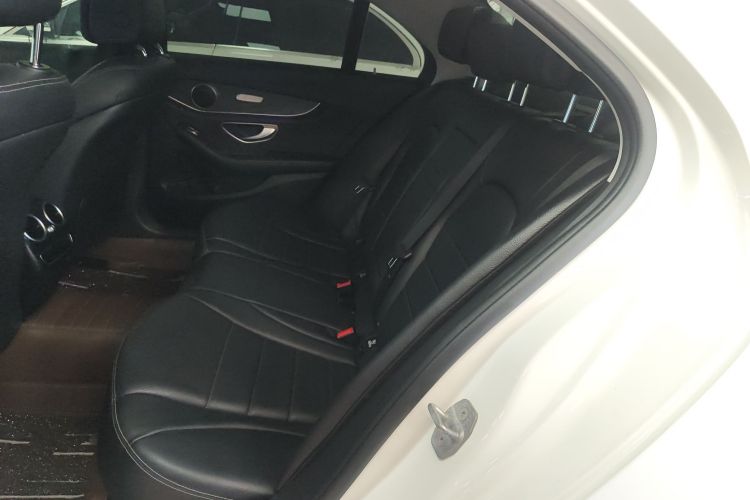 奔驰C级 2020款 改款 C 200 L 时尚型运动版中控内饰21