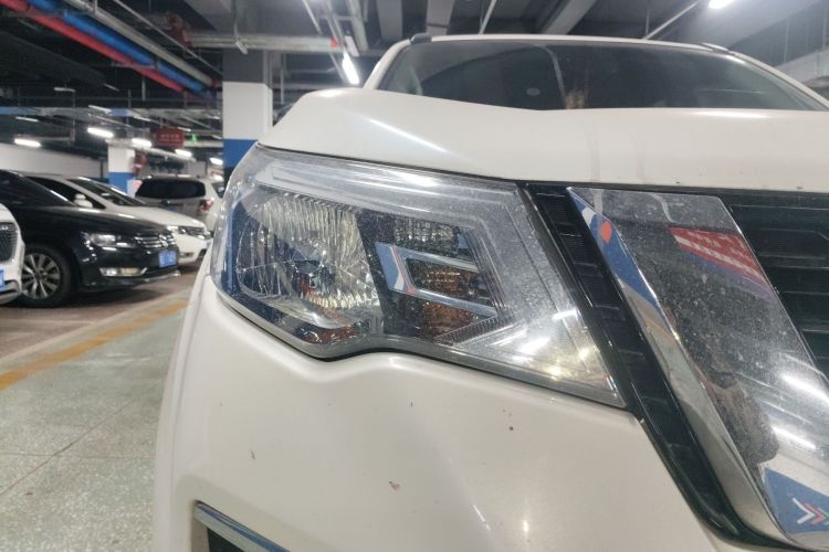 日产 途达 2020款 2.5L XL Upper 4WD 自动四驱豪华版车身外观8