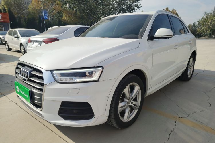 奥迪Q3 2017款 30 TFSI 风尚型车身外观1