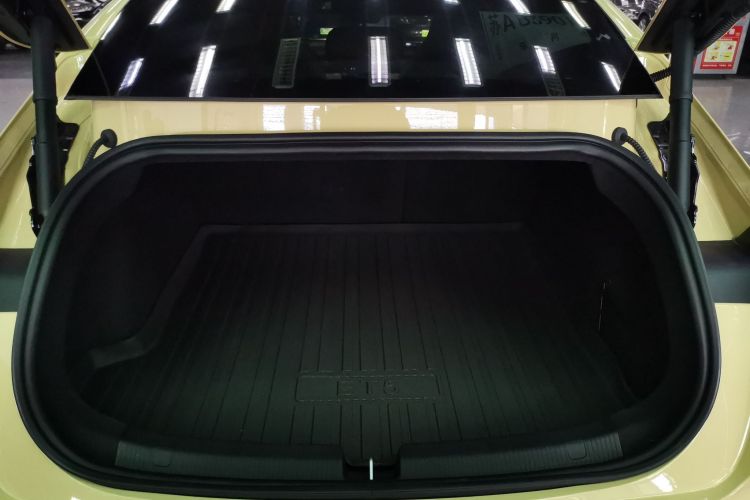 蔚来ET5 2024款 75kWh机舱底盘23