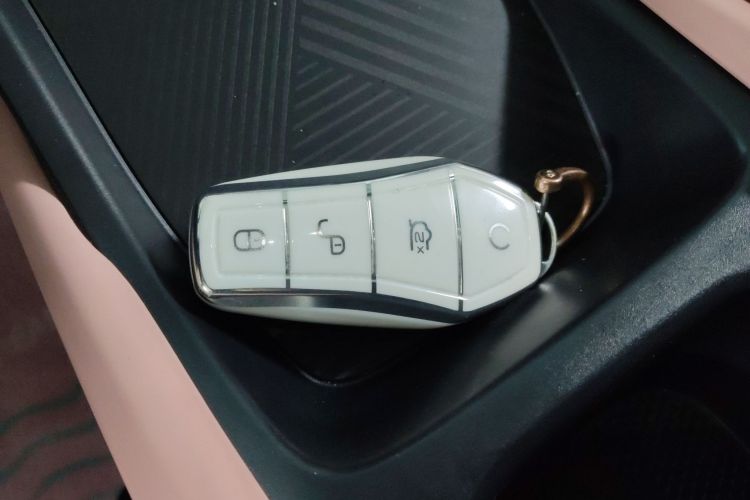 比亚迪 海鸥 2025款 305km 活力版中控内饰11