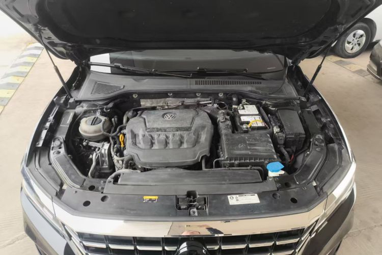 大众 帕萨特 2019款 330TSI 精英版 国VI机舱底盘24