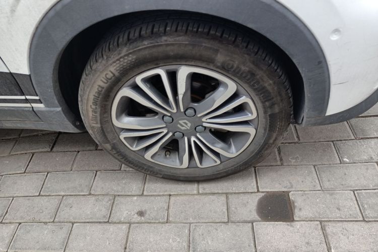 零跑汽车 零跑T03 2020款 400豪华版车身外观10