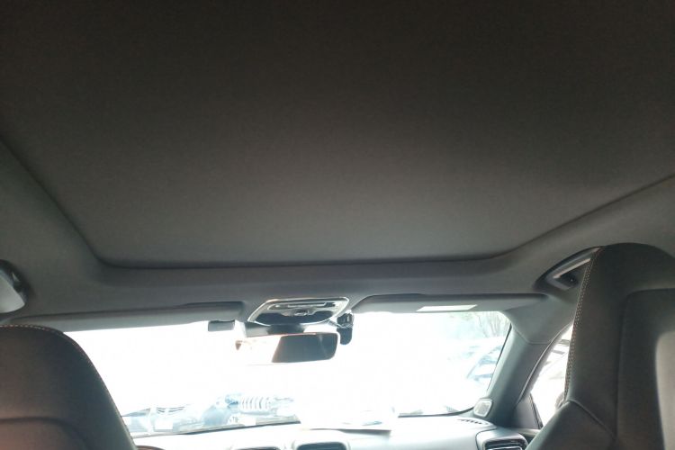 领克03 2022款 2.0TD DCT劲Pro中控内饰22