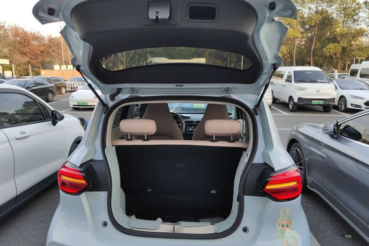 零跑汽车 零跑T03 2024款 403舒享版机舱底盘23