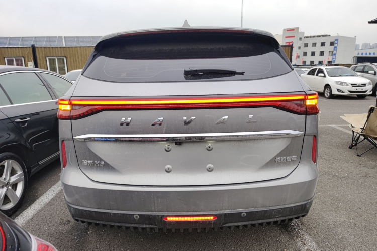 哈弗H6 2021款 第三代 1.5T 自动两驱Supreme车身外观6