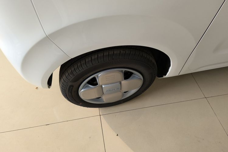 吉利银河 2024款 熊猫mini 200km 耐力熊车身外观6007