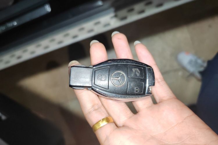 奔驰GLK级(进口) 2010款 GLK 300 4MATIC 时尚型中控内饰7001